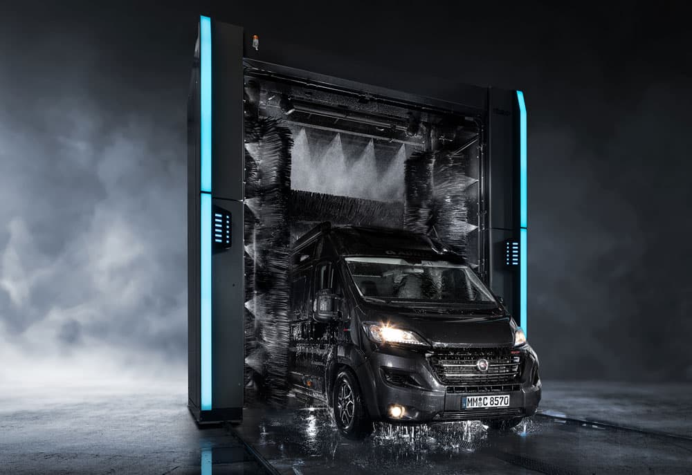 Flexible truck and bus wash system